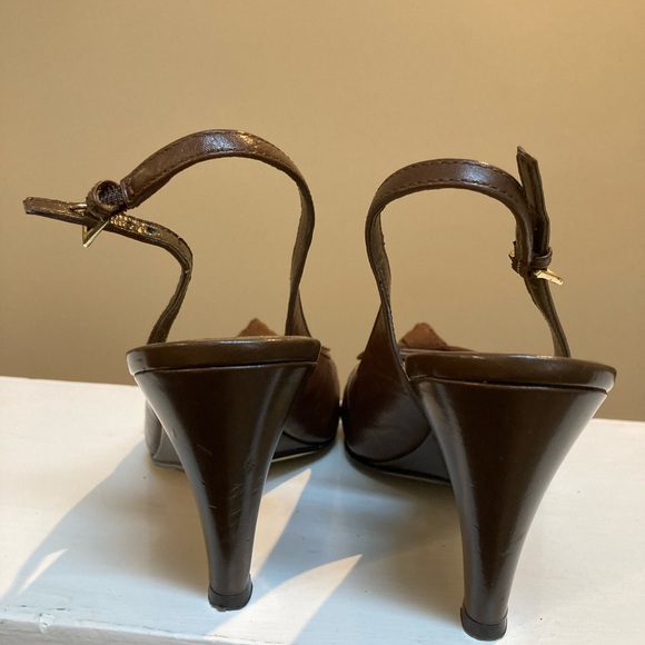 Franco Sarto Leather Slingbacks with Brown Suede Bows  size 6 Genuine Leather - Picture 5 of 8